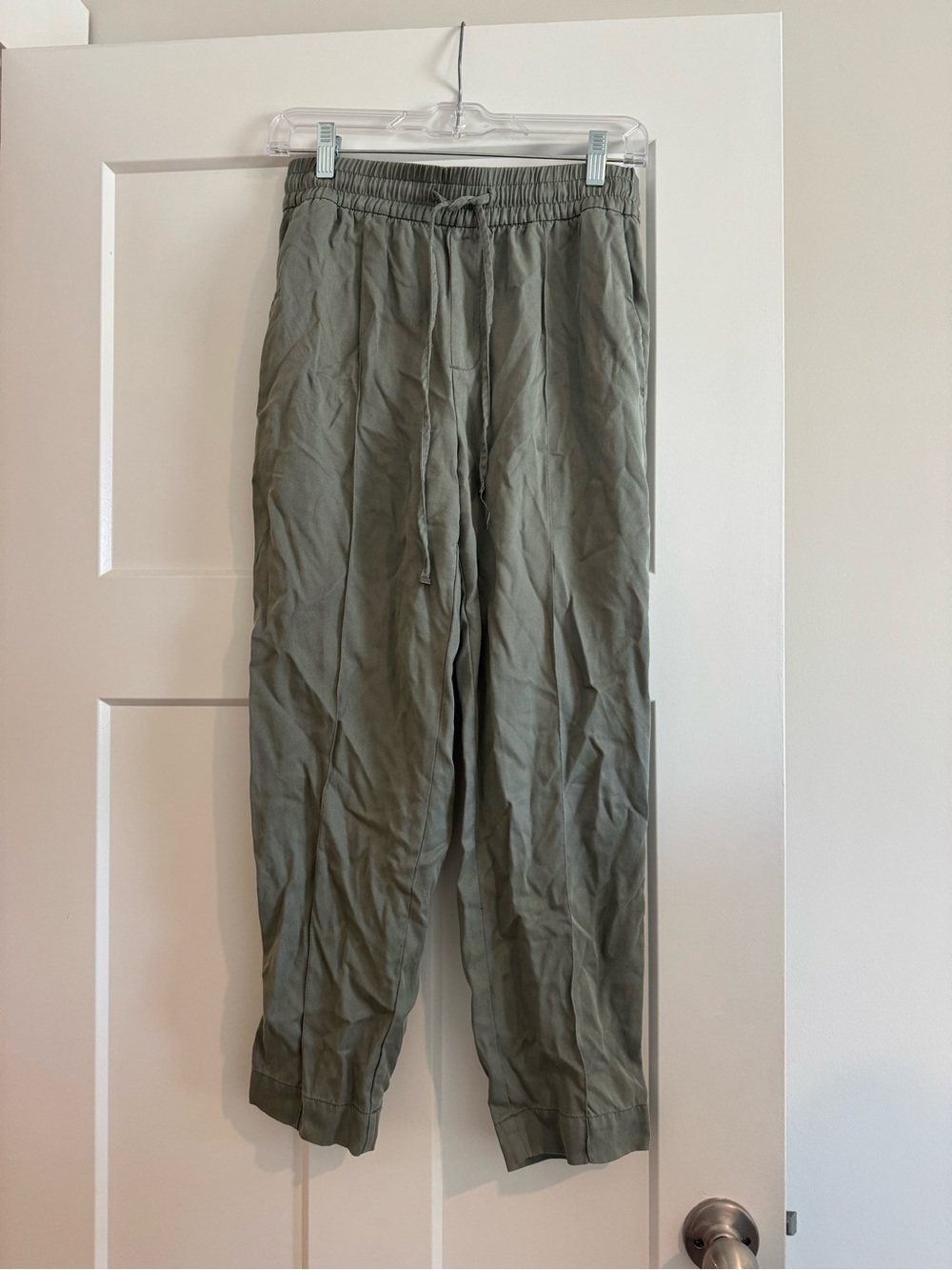 GAP Olive Green Cropped Drawstring Pants